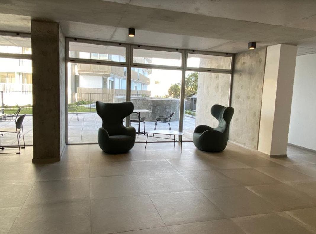 3-Bedroom Apartment for Sale (Currently Rented) with a Terrace in Malvin