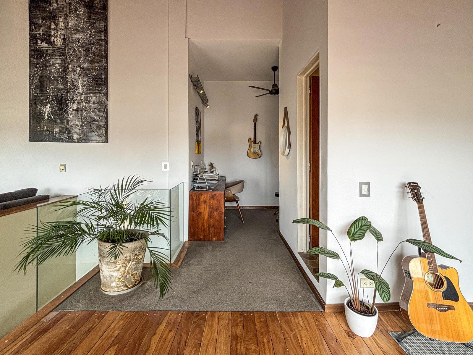 Unique 2-bedroom apartment with a multipurpose room, terrace, and grill