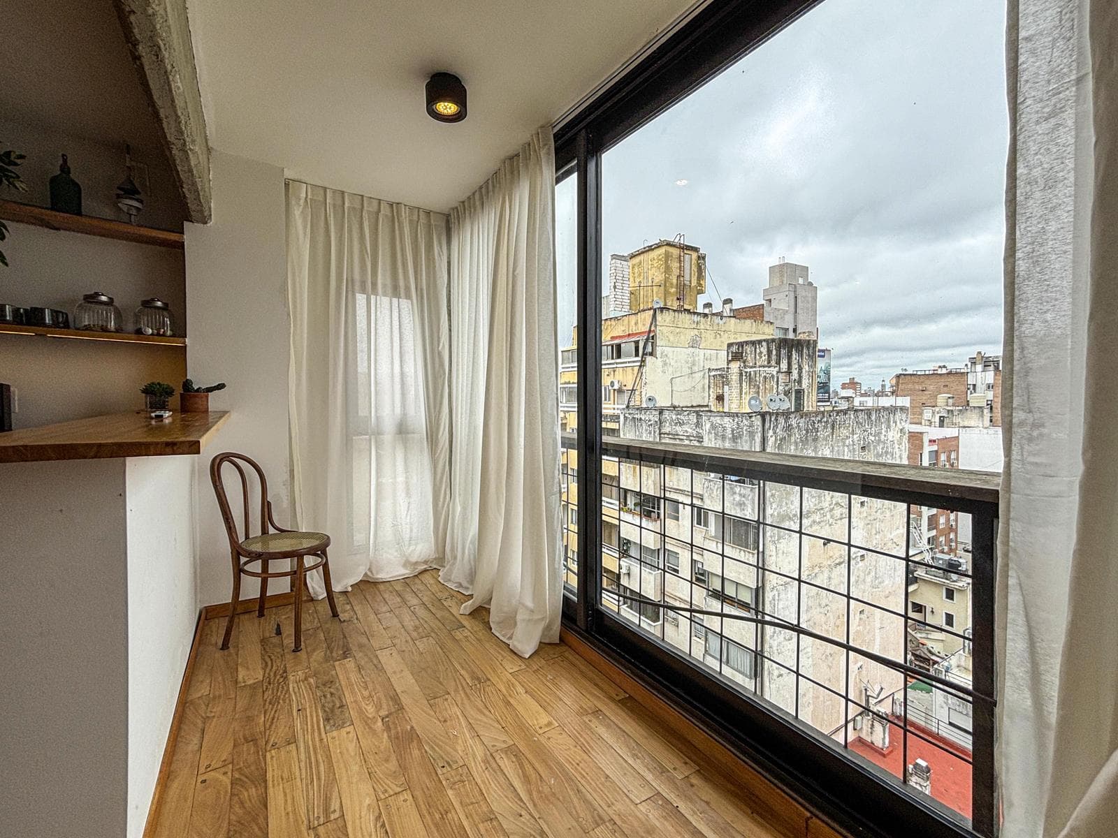 Unique 2-bedroom apartment with a multipurpose room, terrace, and grill