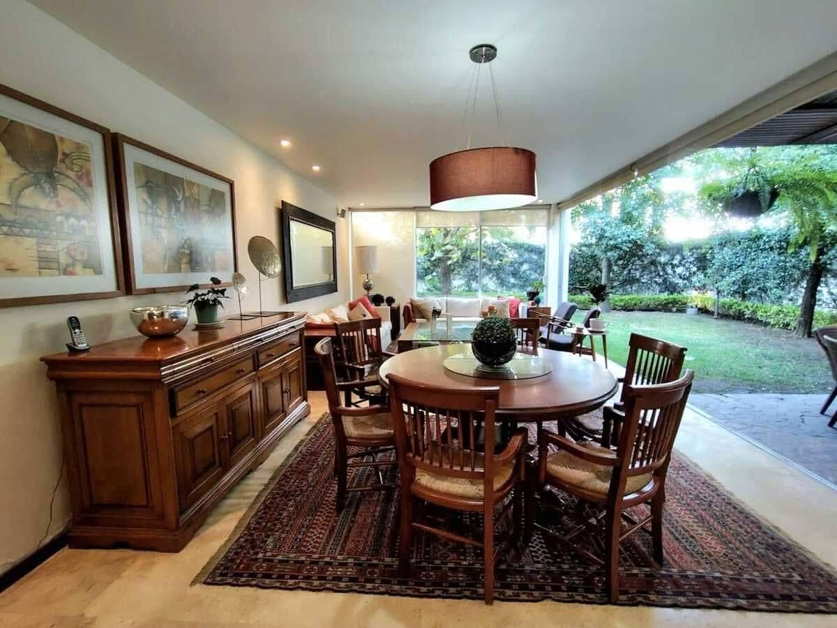 House in Los Olivos