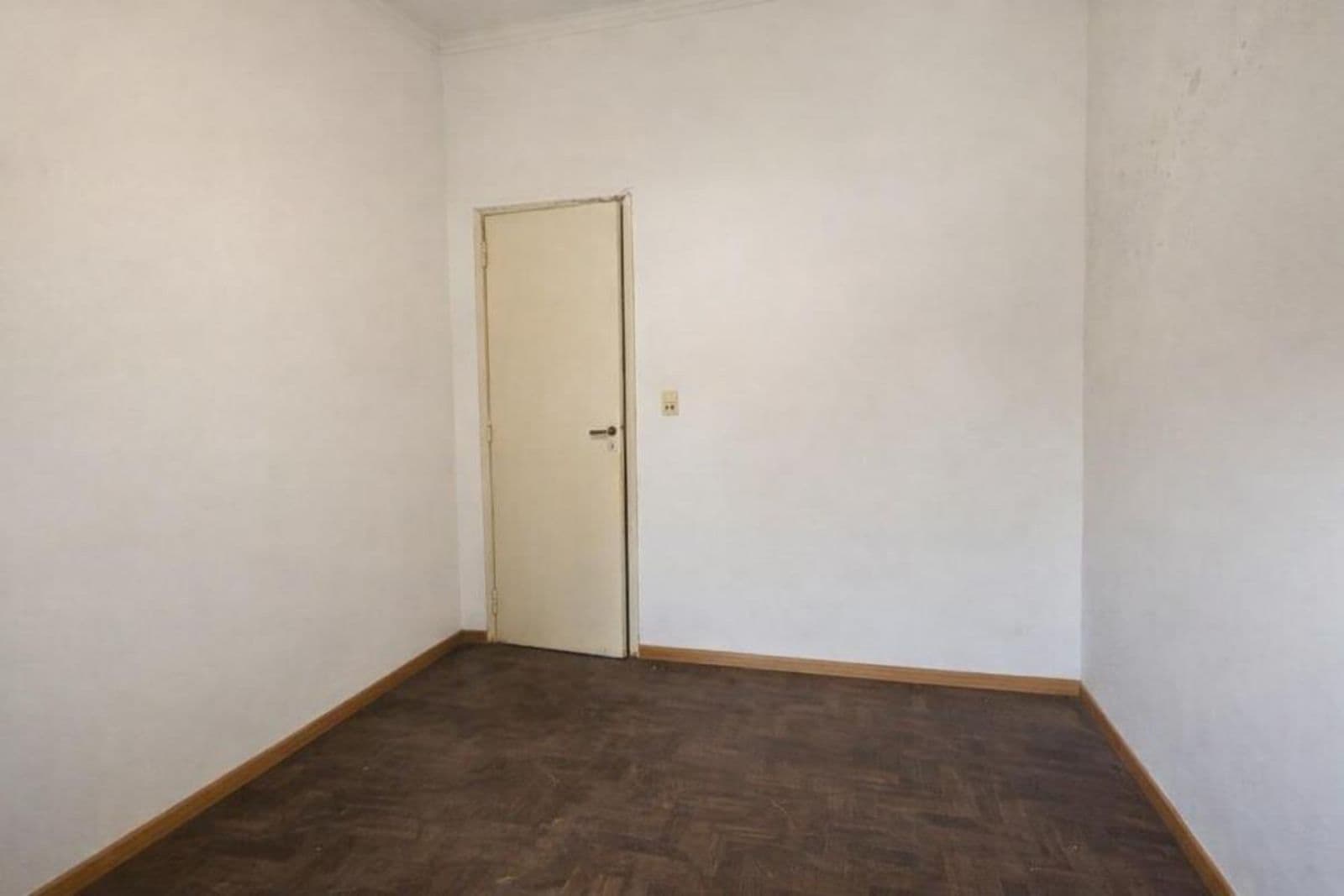 COMMERCIAL PROPERTY IN MARTINEZ
