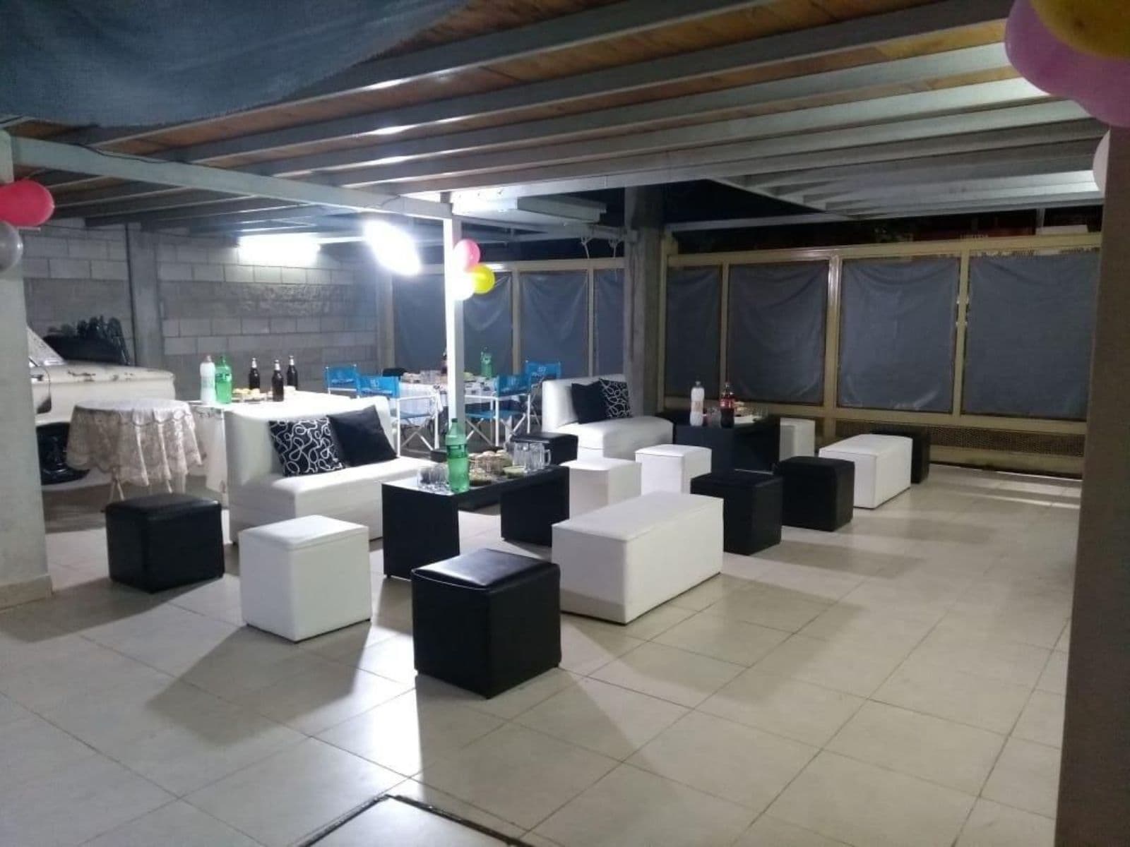 COMMERCIAL PROPERTY IN MARTINEZ