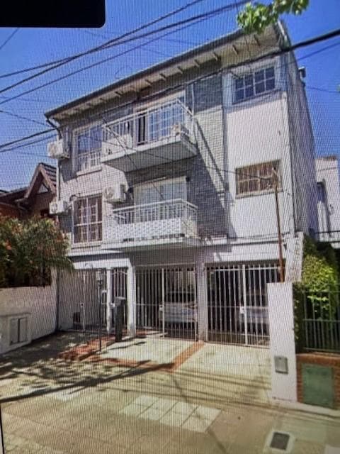 2-bedroom apartment with a garage at the front in San Isidro