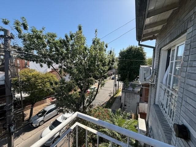 2-bedroom apartment with a garage at the front in San Isidro