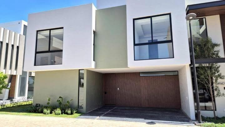 House in the Sequoia Subdivision