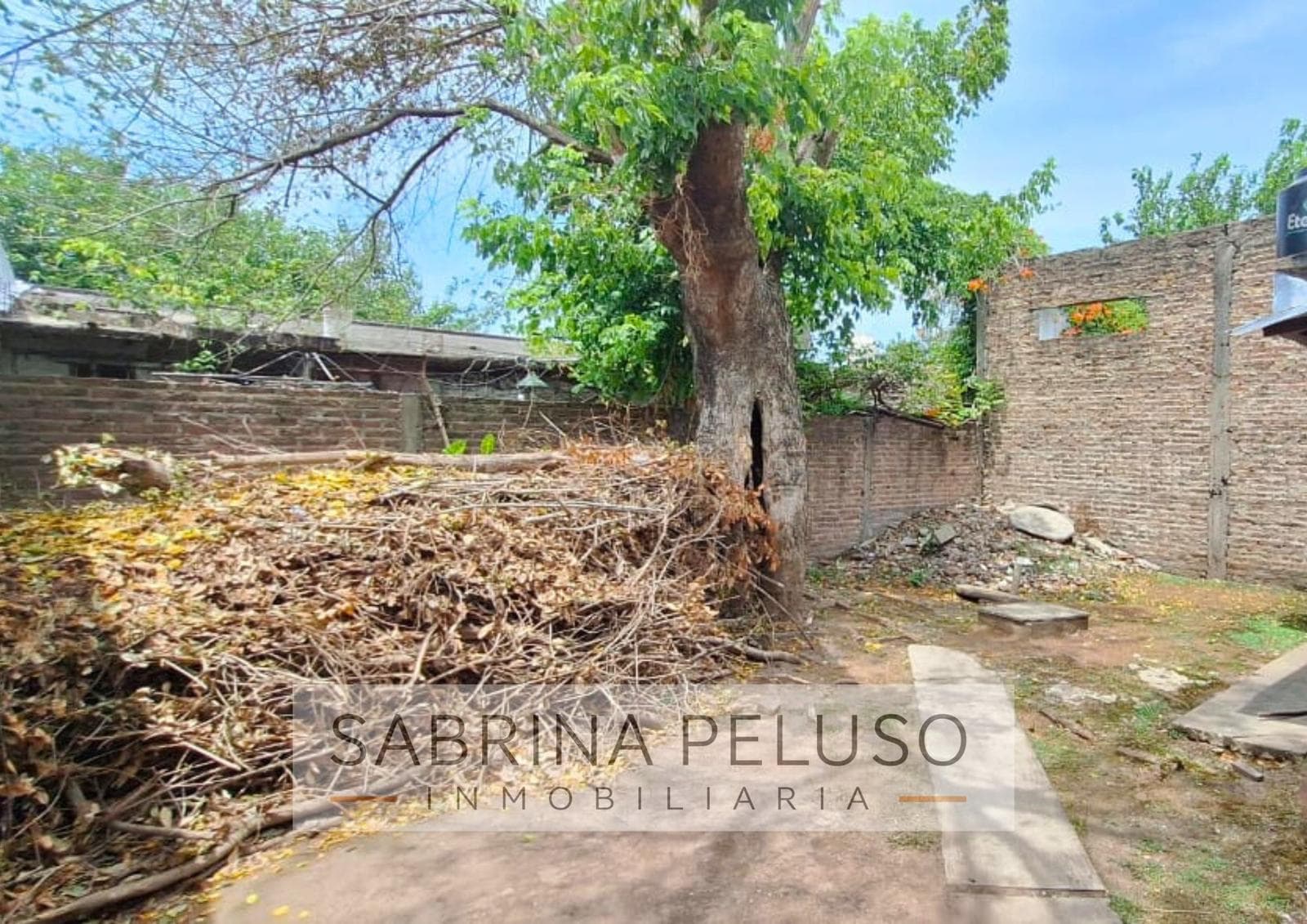 House for Sale in Moreno