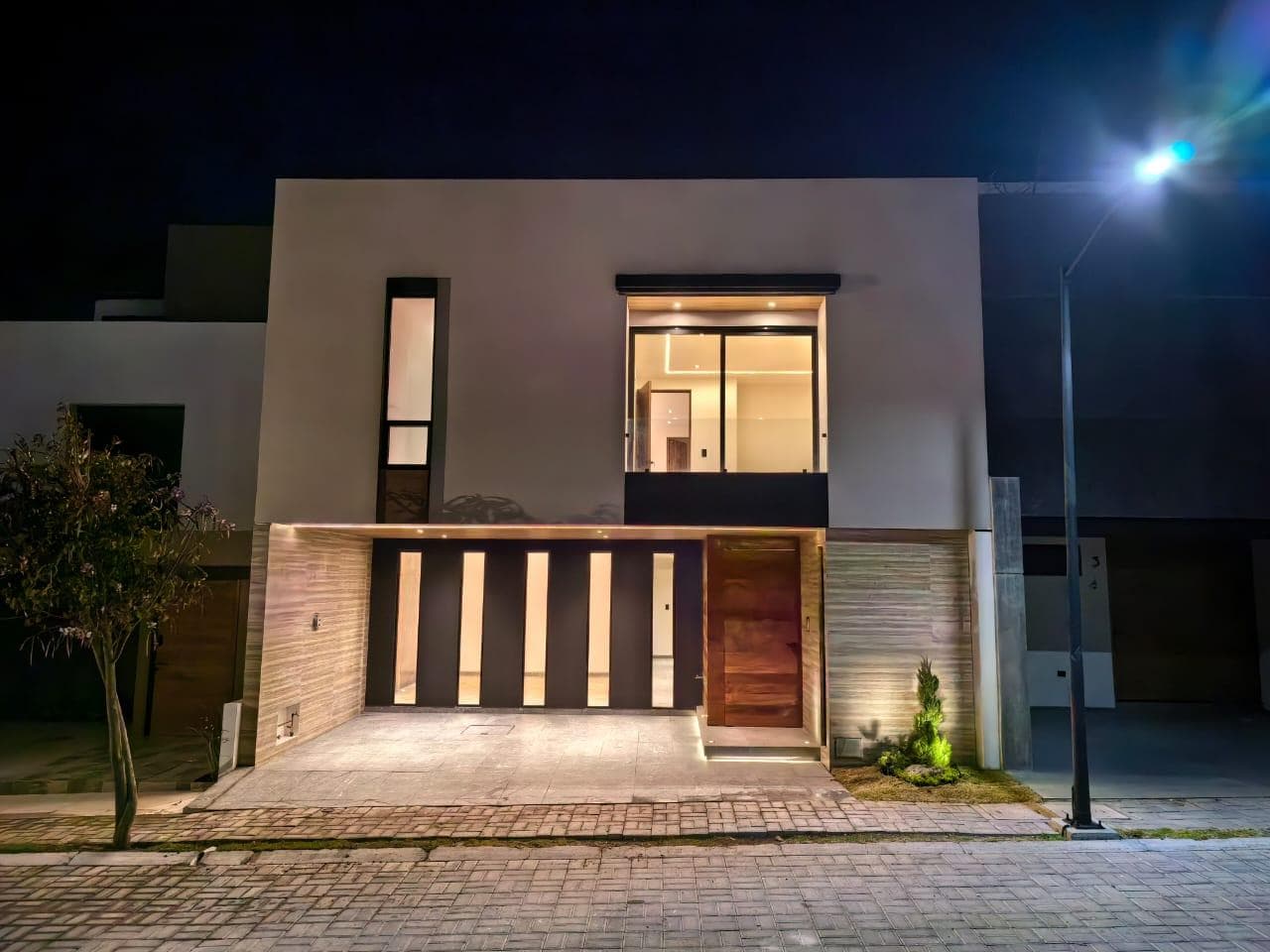 Casa Blvd. de Los Lagos, Lomas de Angelópolis, III, 72865 Santa Clara Ocoyucan, Puebla