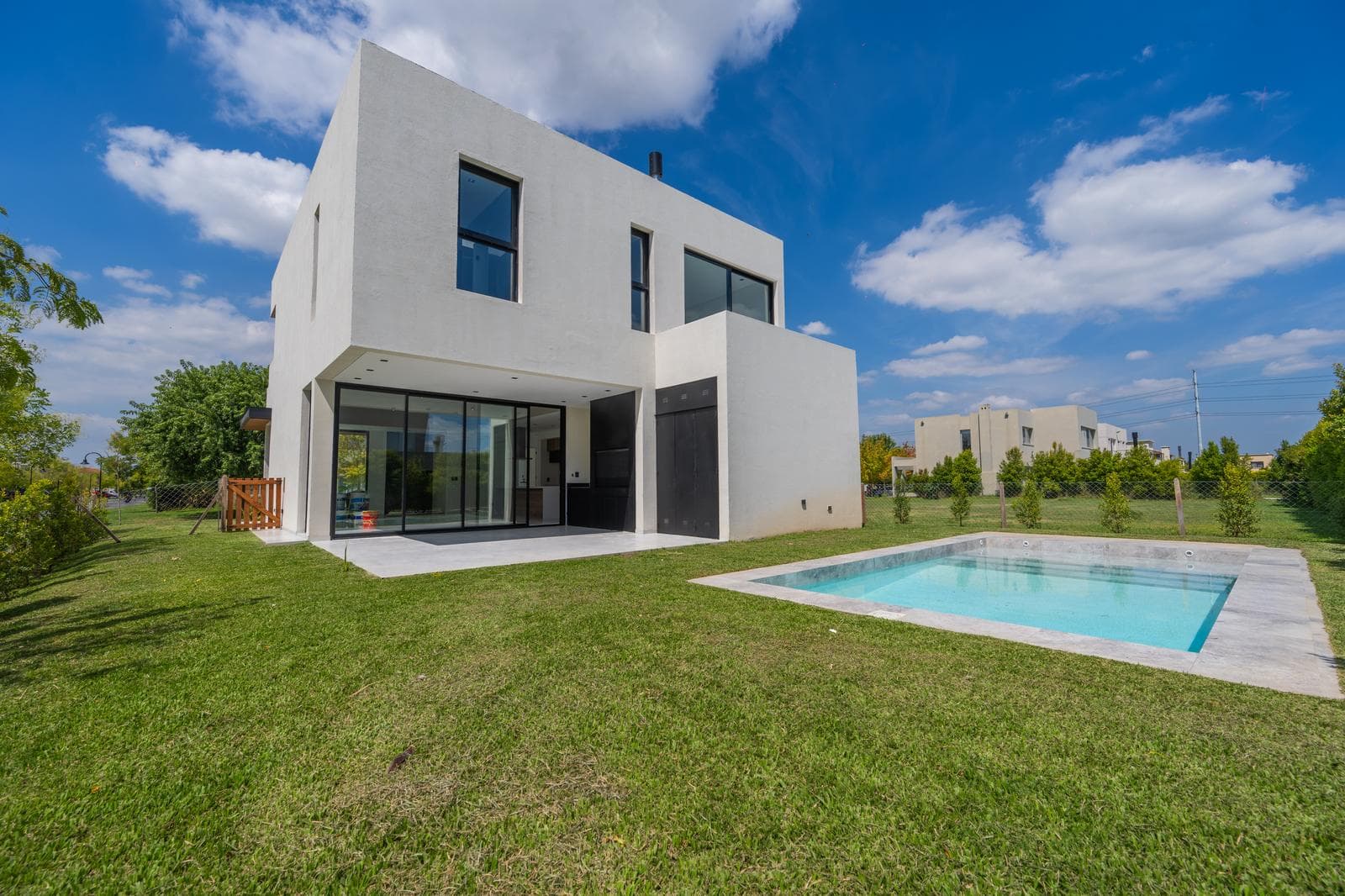 House for Sale in Tipas, Nordelta