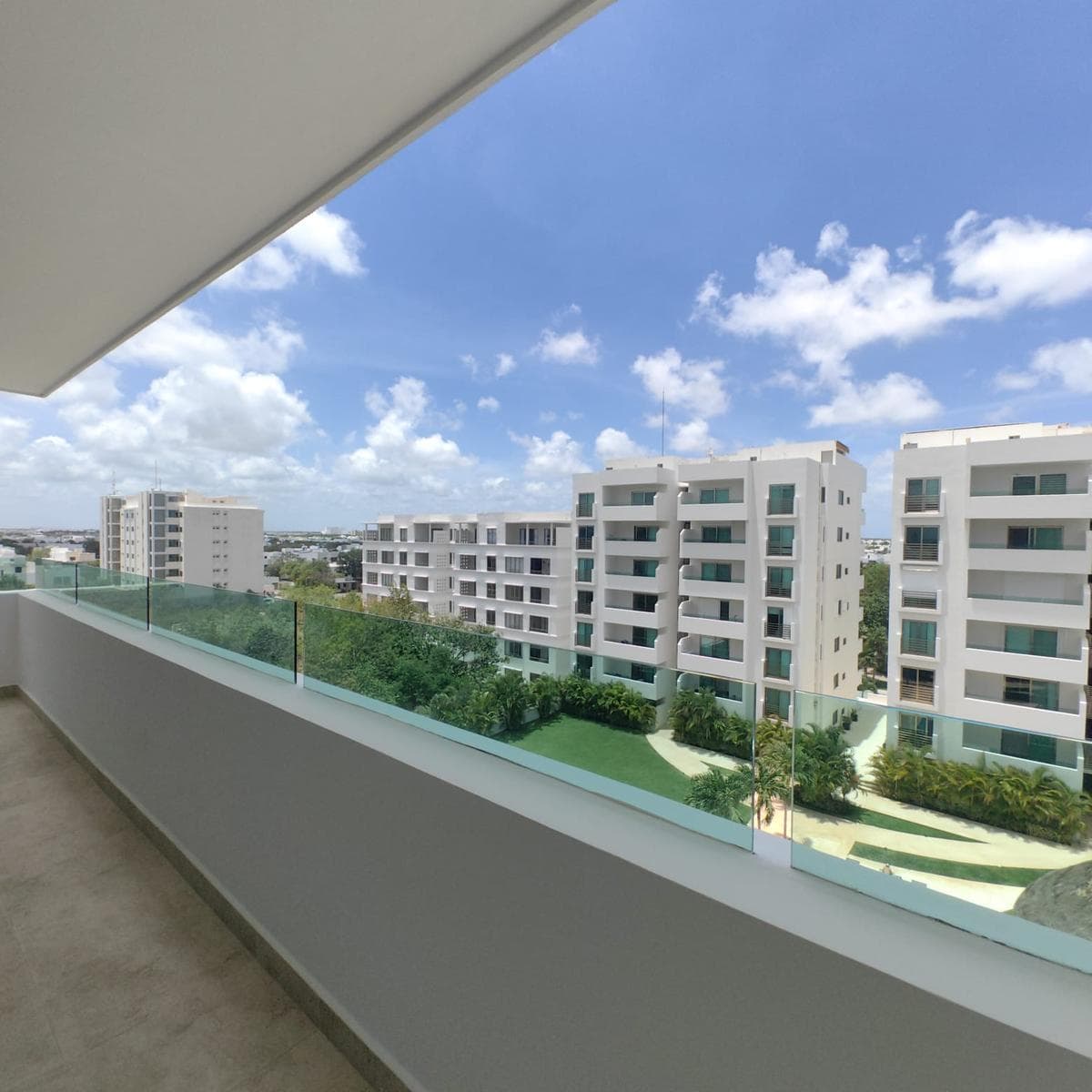 PENTHOUSE Apartment, 3 Bedrooms, FURNISHED, Huayacán Ave., Aqua, Cascades, Cancún, Quintana Roo