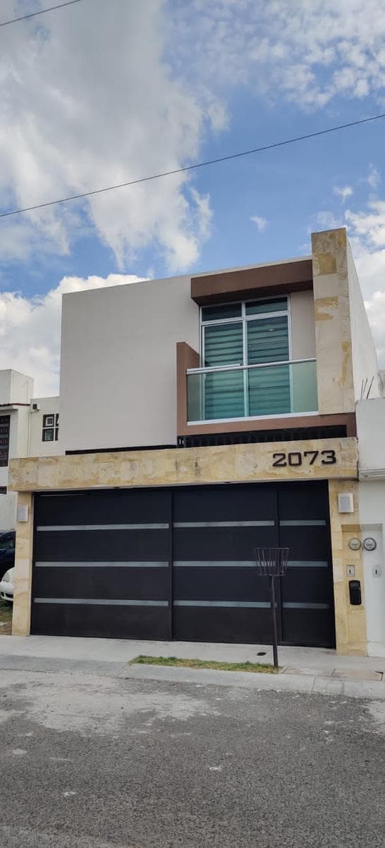 House in the Misión Mariana Subdivision