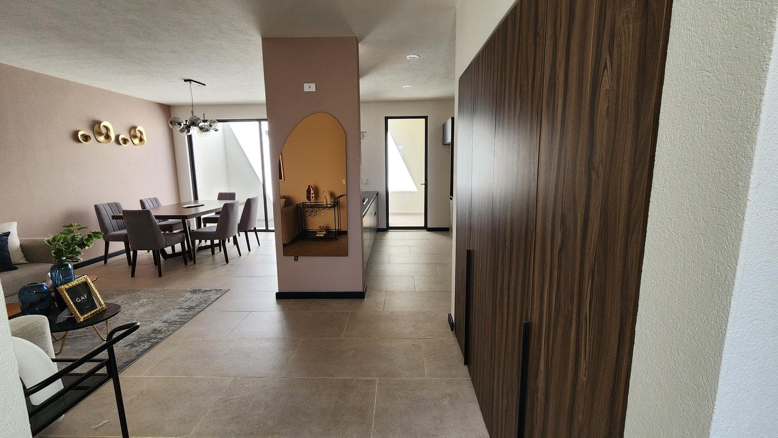 Casa en Venta en Fraccionamiento privado con áreas verdes, recámara en planta baja