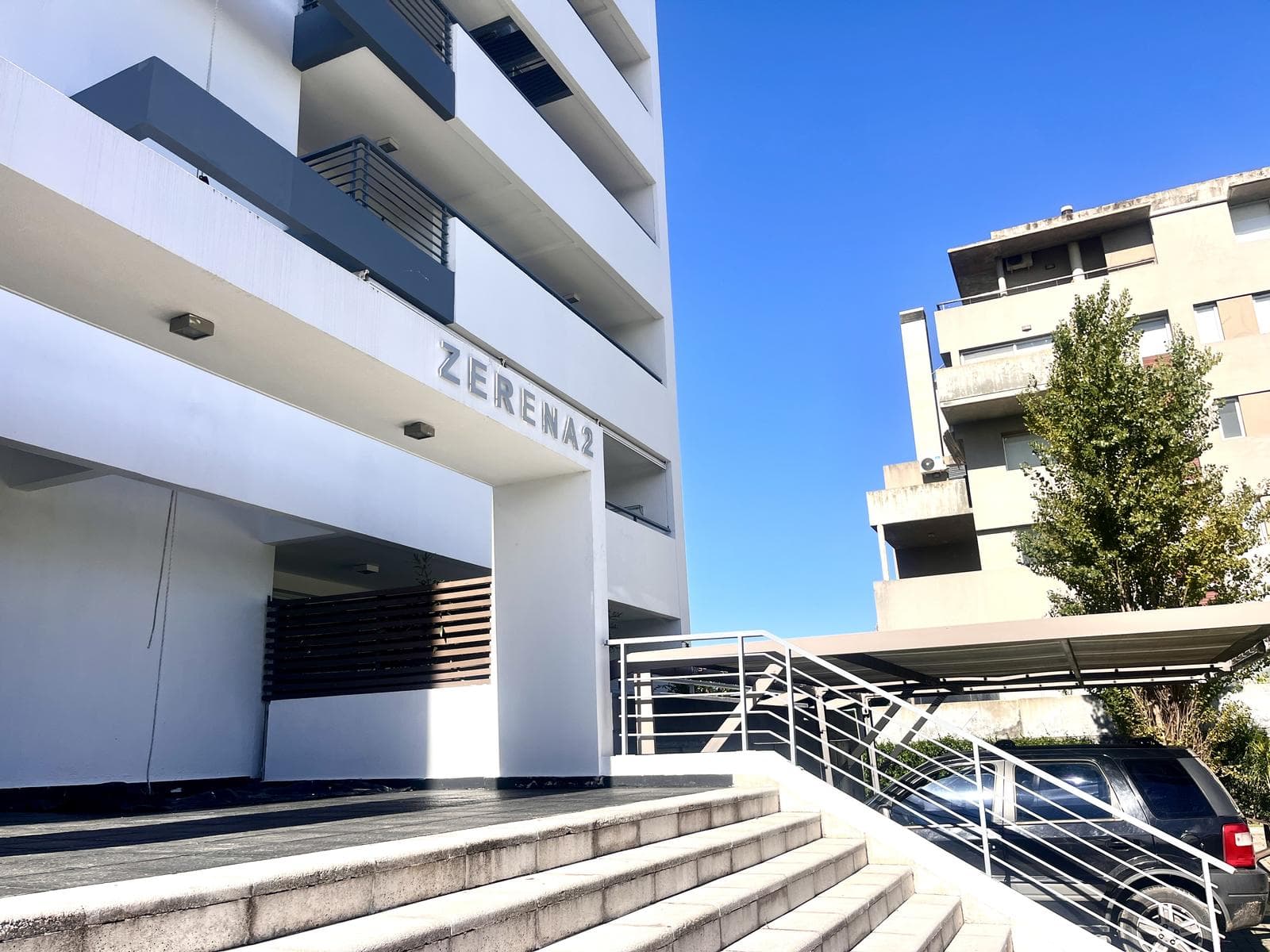 Ideal Investment Apartment - El Palmar - covered parking - pool - storage room and green views