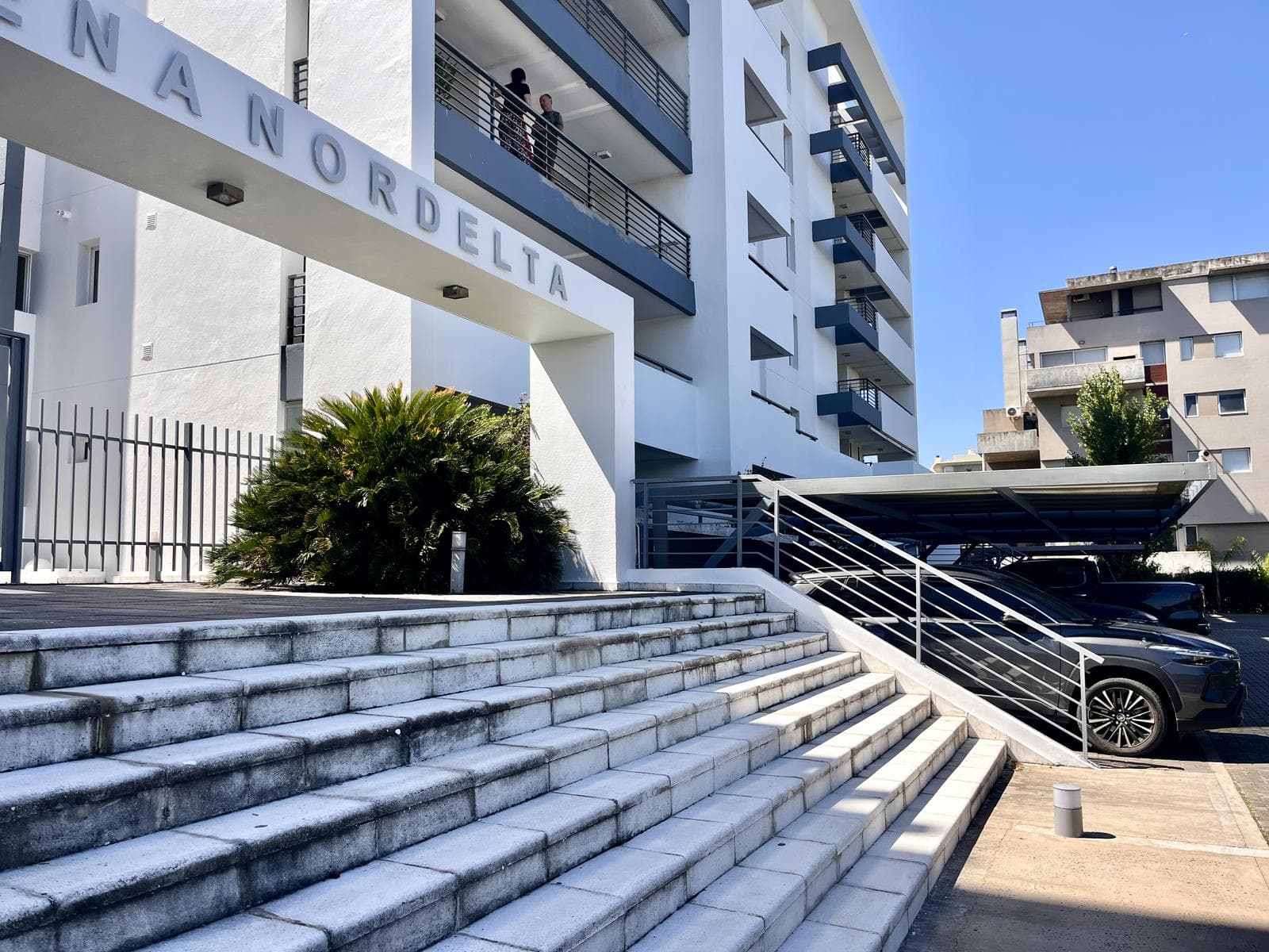 Ideal Investment Apartment - El Palmar - covered parking - pool - storage room and green views