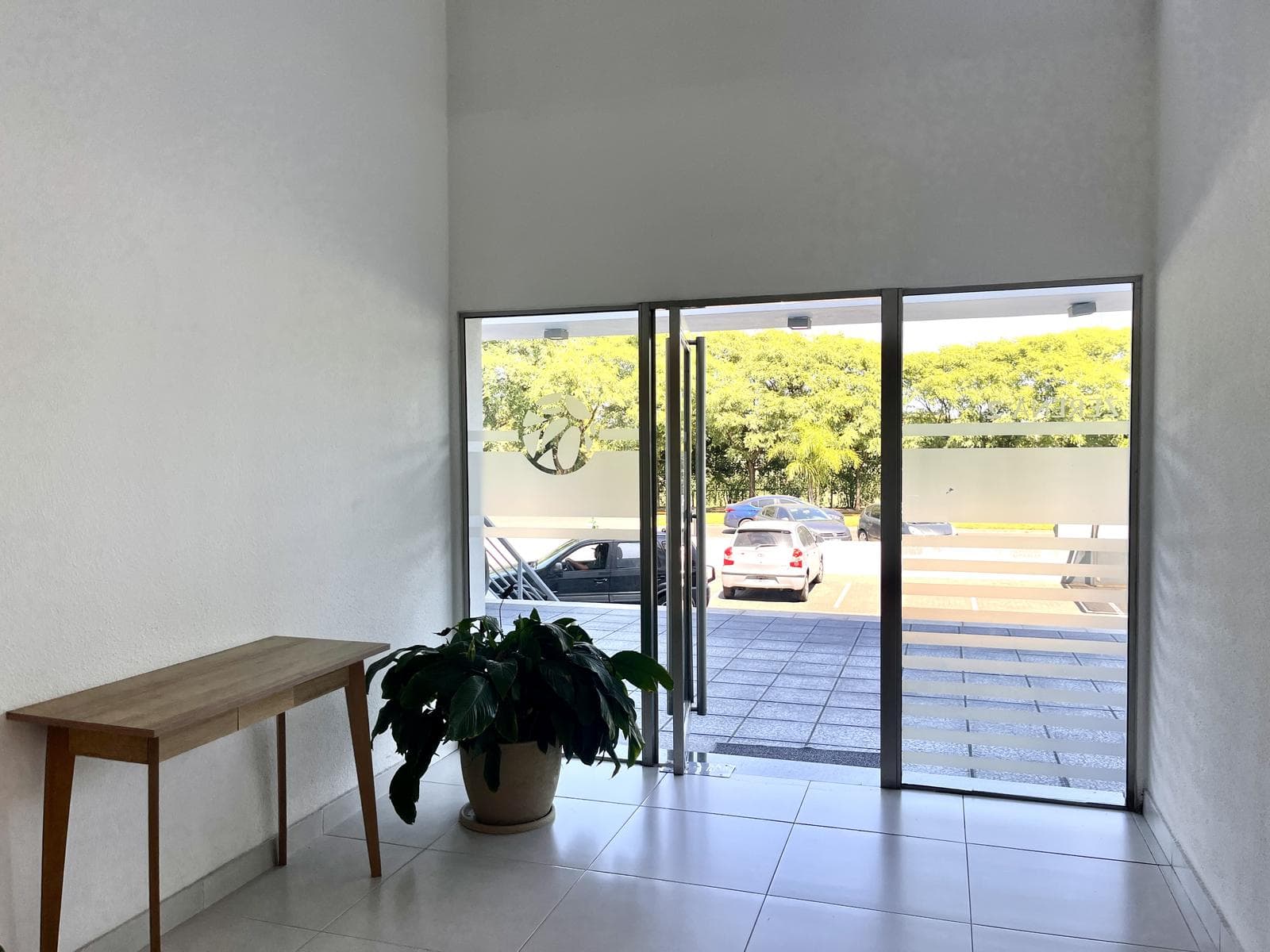 Ideal Investment Apartment - El Palmar - covered parking - pool - storage room and green views