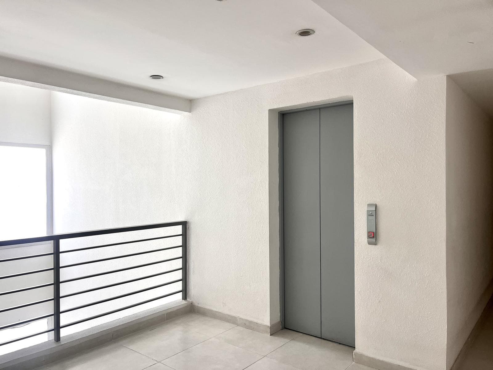 Ideal Investment Apartment - El Palmar - covered parking - pool - storage room and green views