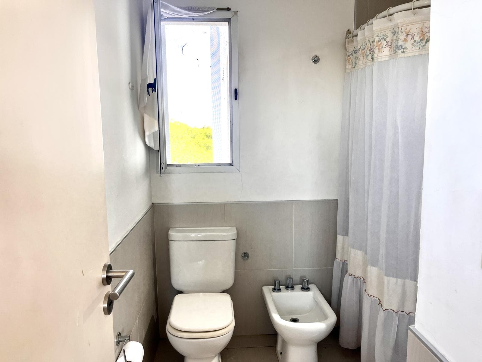 Ideal Investment Apartment - El Palmar - covered parking - pool - storage room and green views