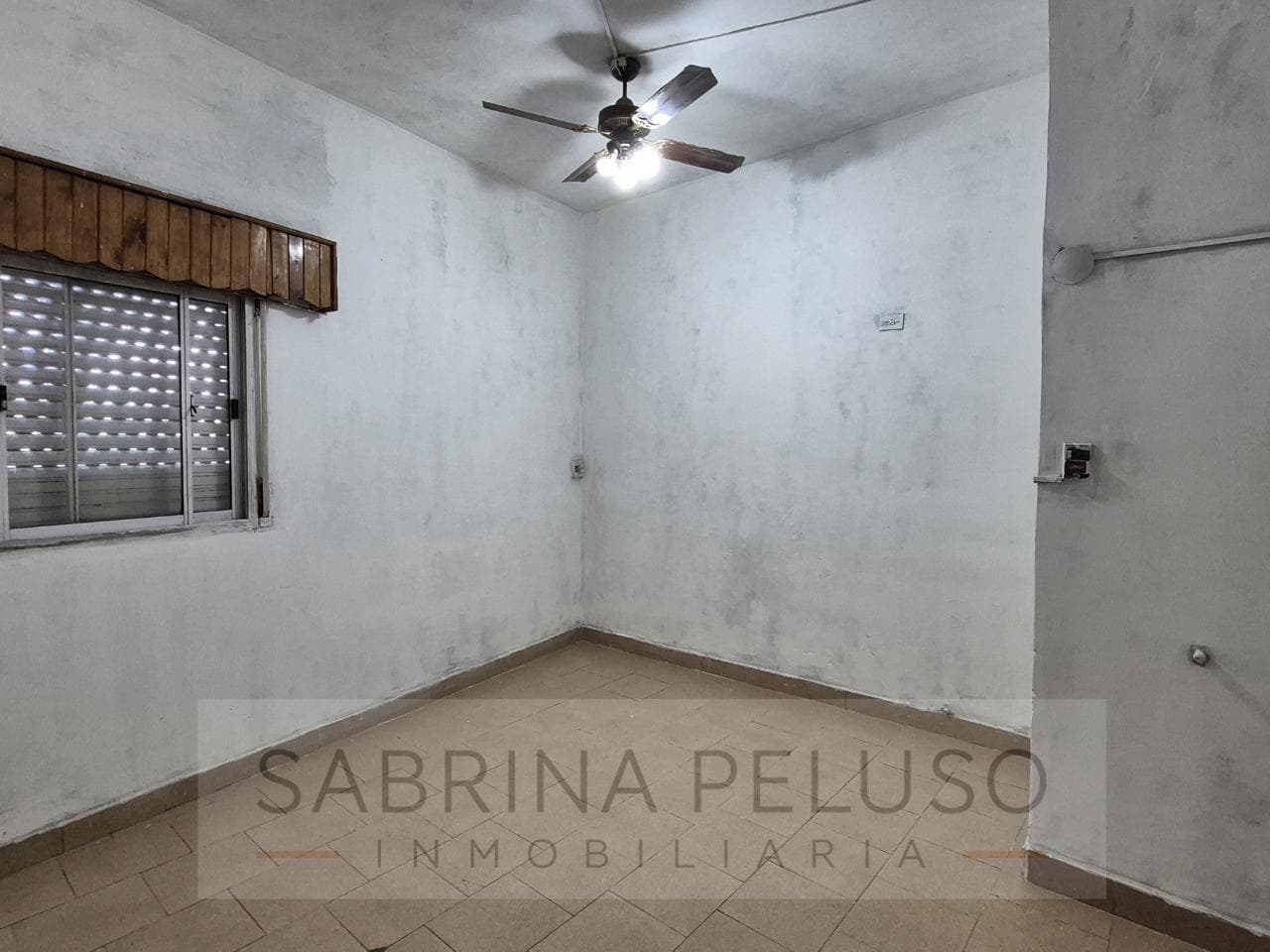 House with 2 Apartments for Sale in Moreno—Ideal Investment