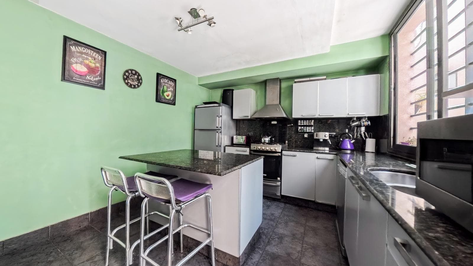 House for Sale in Saavedra