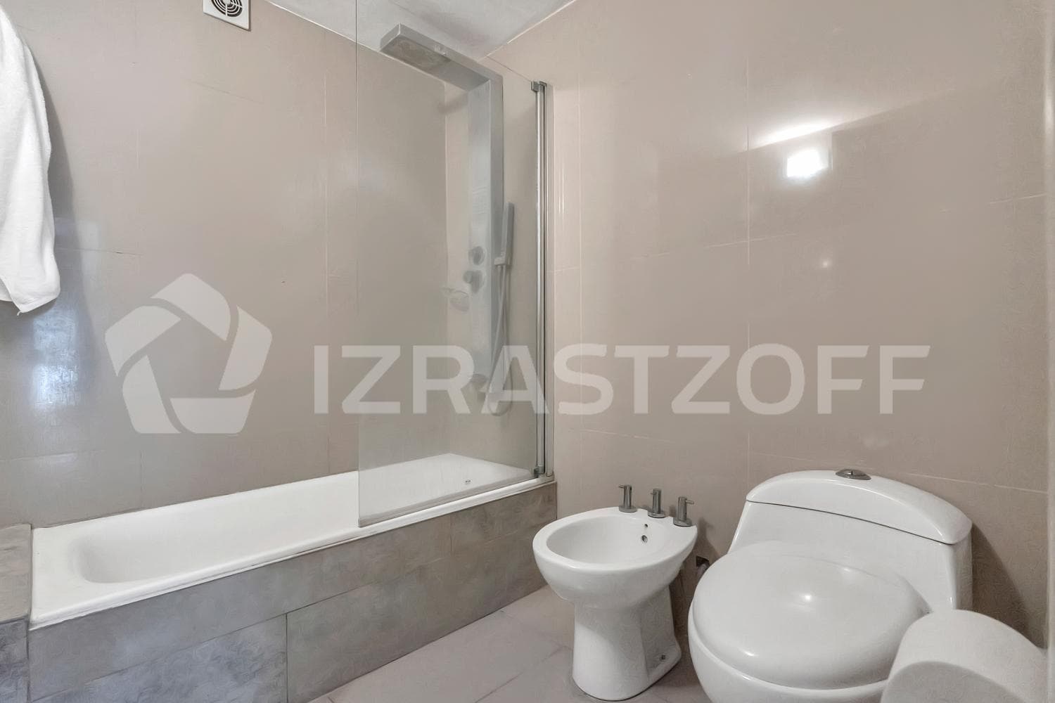 House in Los Lagartos 5 bedrooms, 6 bathrooms
