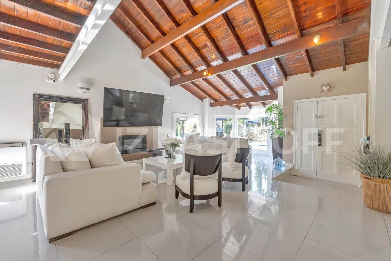 House in Los Lagartos 5 bedrooms, 6 bathrooms