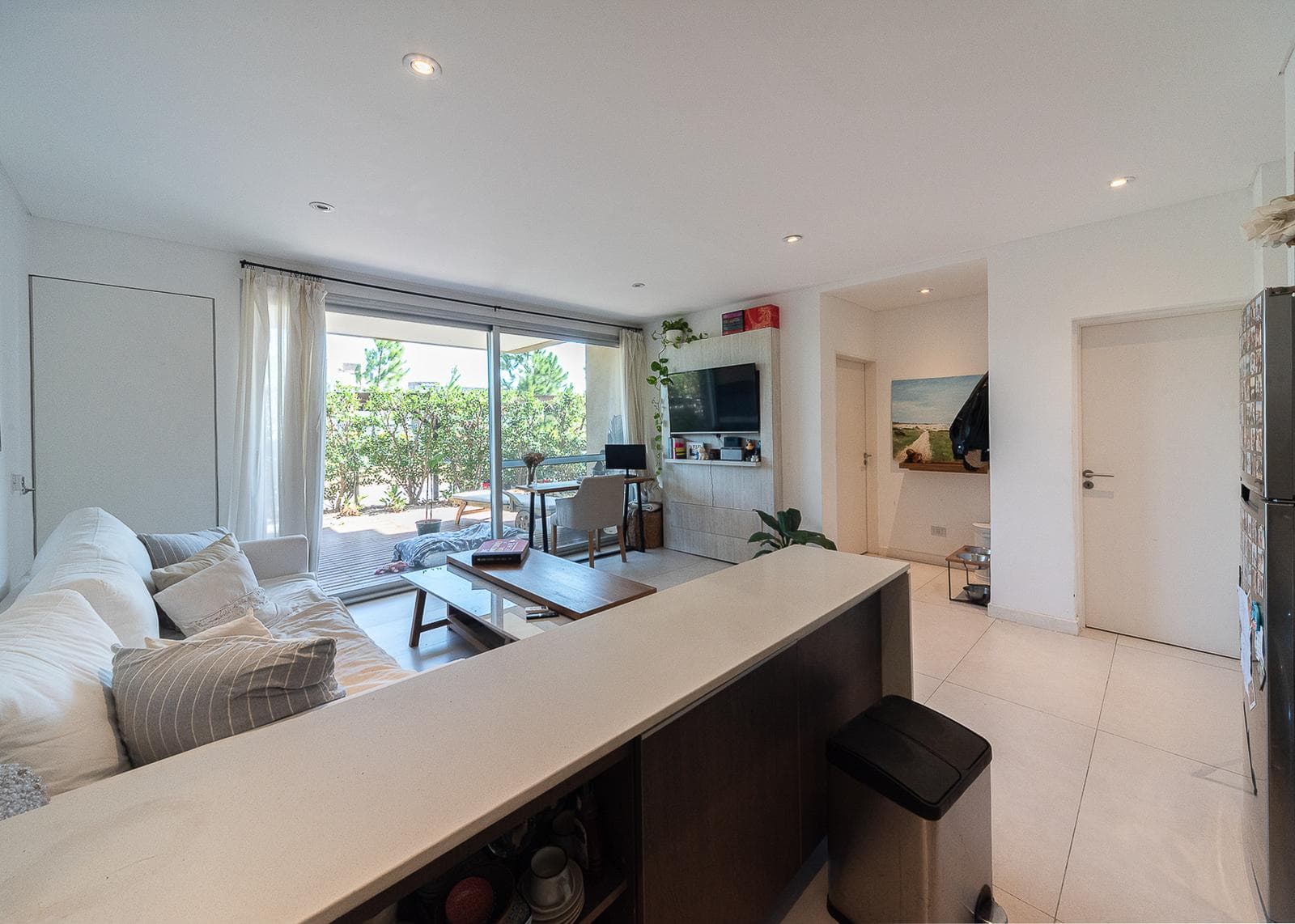 2-Bedroom Apartment for Sale on the Ground Floor with Garden and Grill; 2 Parking Spaces (Currently Rented) in Las Piedras – Nordelta