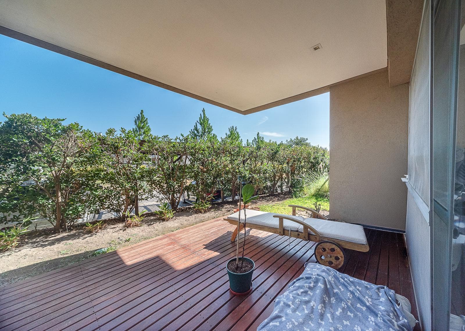2-Bedroom Apartment for Sale on the Ground Floor with Garden and Grill; 2 Parking Spaces (Currently Rented) in Las Piedras – Nordelta