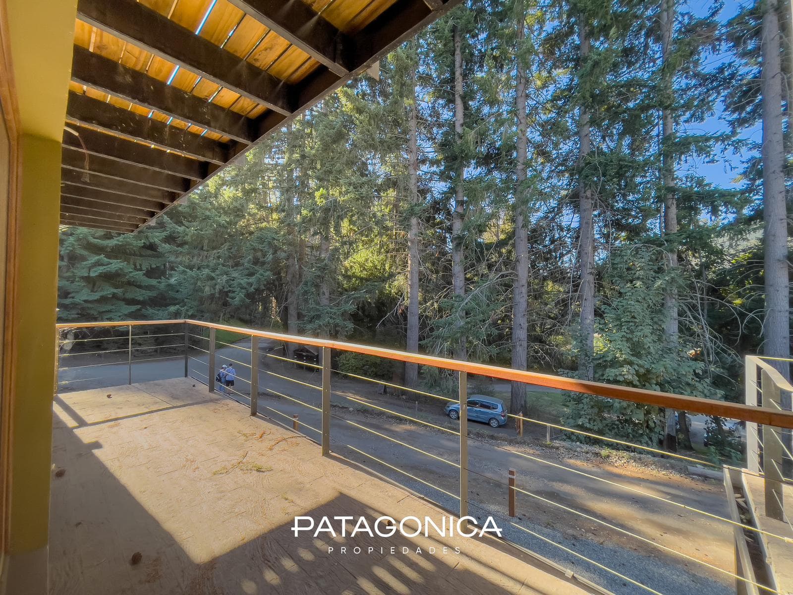 Brand-New Premium Apartment with 6 Rooms (4 with en suite bathrooms) and a Lake View in Bahía Manzano, Villa La Angostura