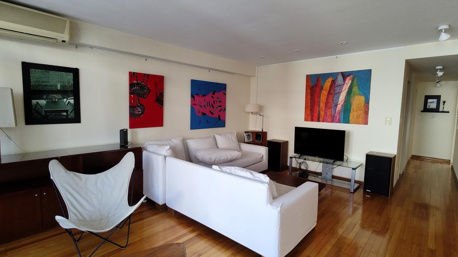 TEMPORARY RENTAL IN BELGRANO: 3-room apartment with garage