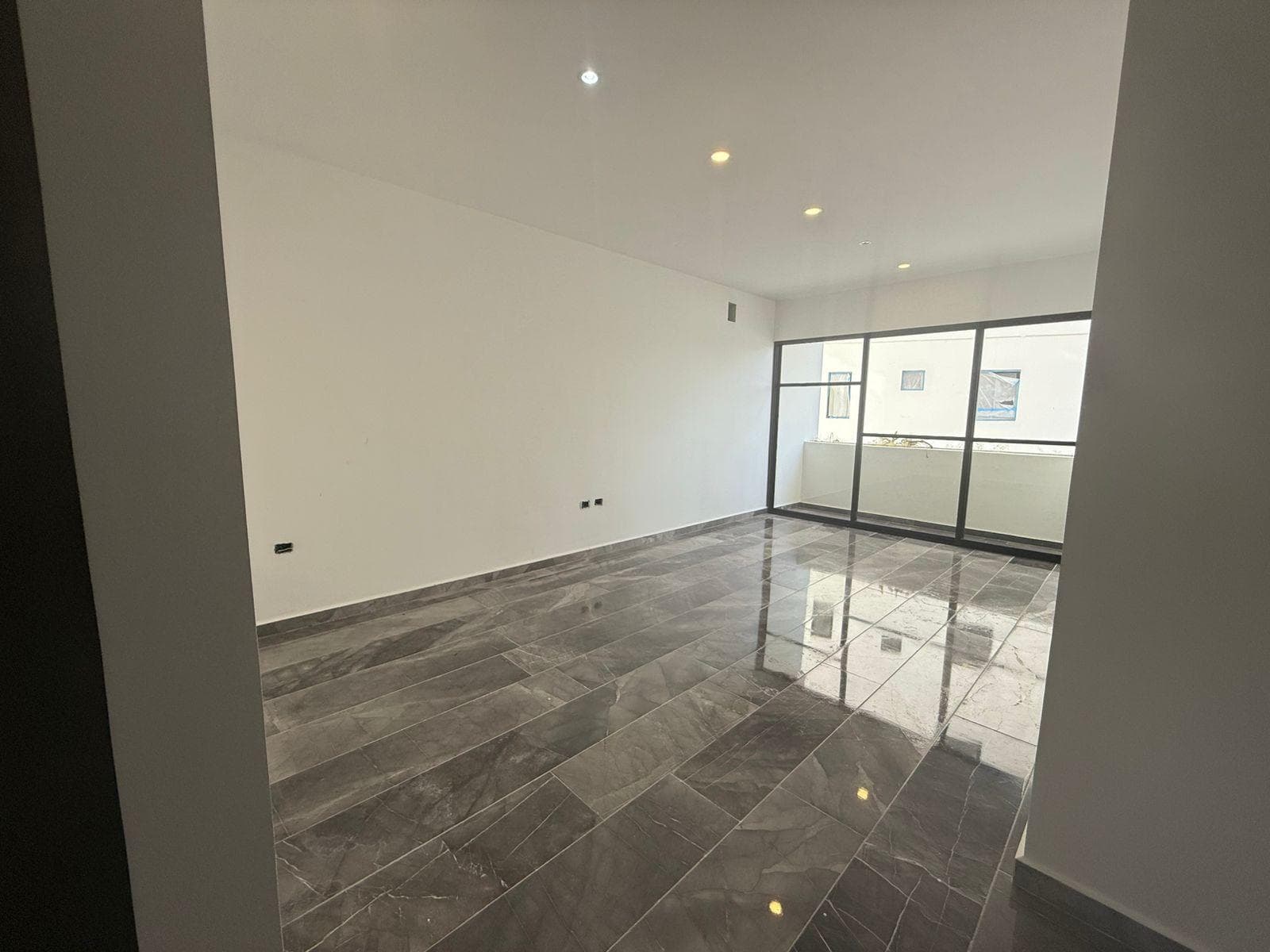 VIA CUMBRES Apartment on Huayacan Avenue