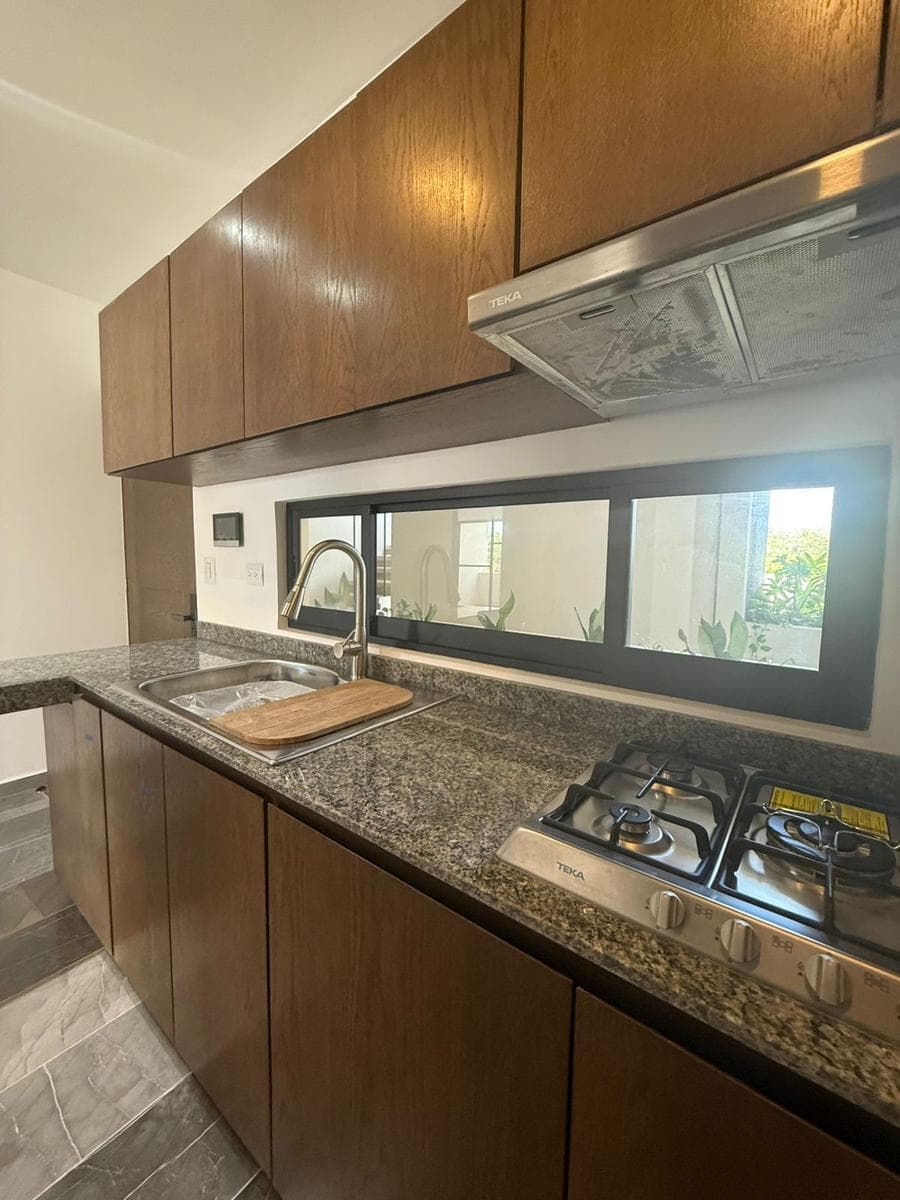 VIA CUMBRES Apartment on Huayacan Avenue