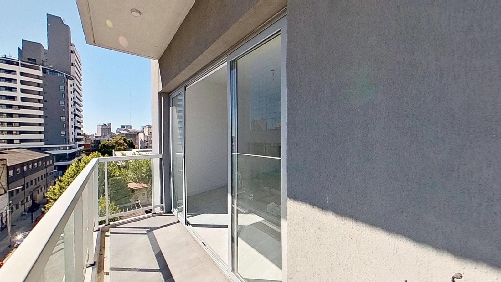 BRAND-NEW 2-ROOM APARTMENT FOR SALE WITH BALCONY IN DOWNTOWN AVELLANEDA