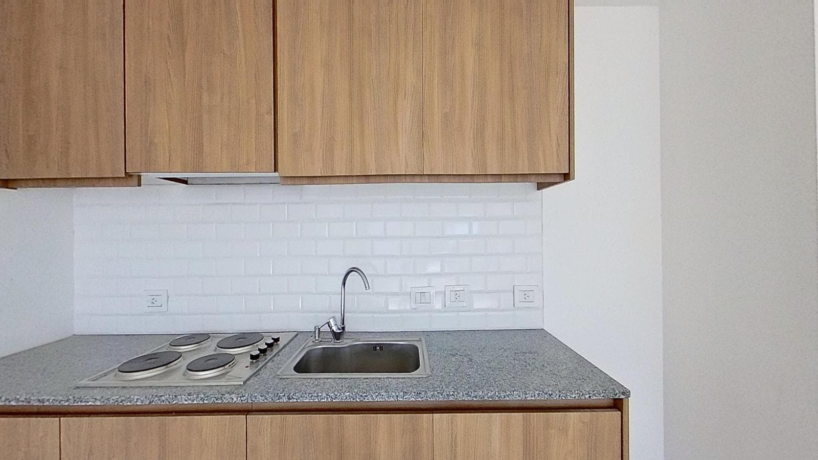 BRAND-NEW 2-ROOM APARTMENT FOR SALE WITH BALCONY IN DOWNTOWN AVELLANEDA