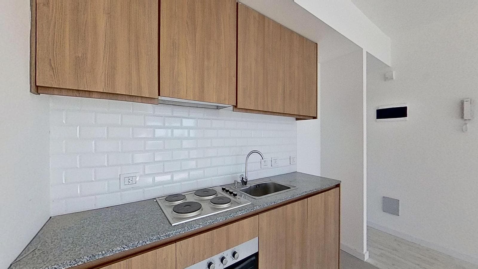 BRAND-NEW 2-ROOM APARTMENT FOR SALE WITH BALCONY IN DOWNTOWN AVELLANEDA