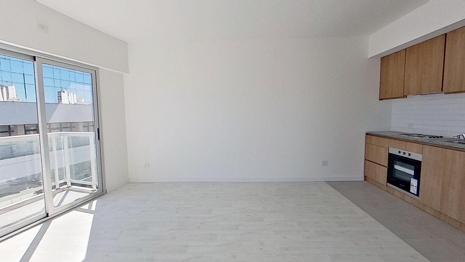 BRAND-NEW 2-ROOM APARTMENT FOR SALE WITH BALCONY IN DOWNTOWN AVELLANEDA