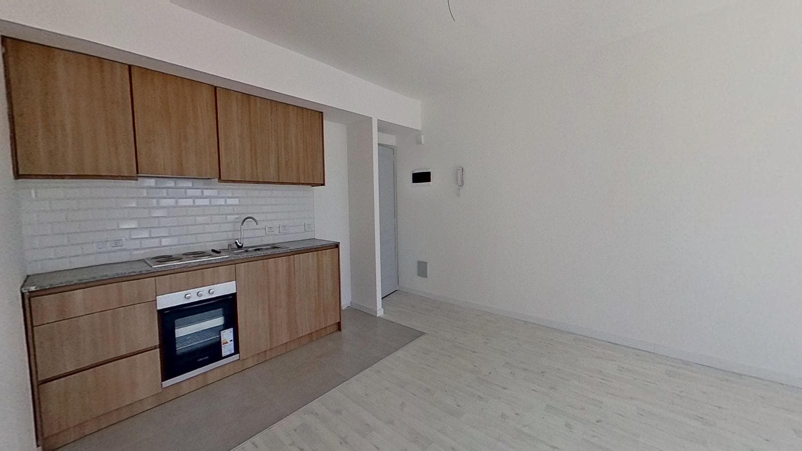 BRAND-NEW 2-ROOM APARTMENT FOR SALE WITH BALCONY IN DOWNTOWN AVELLANEDA