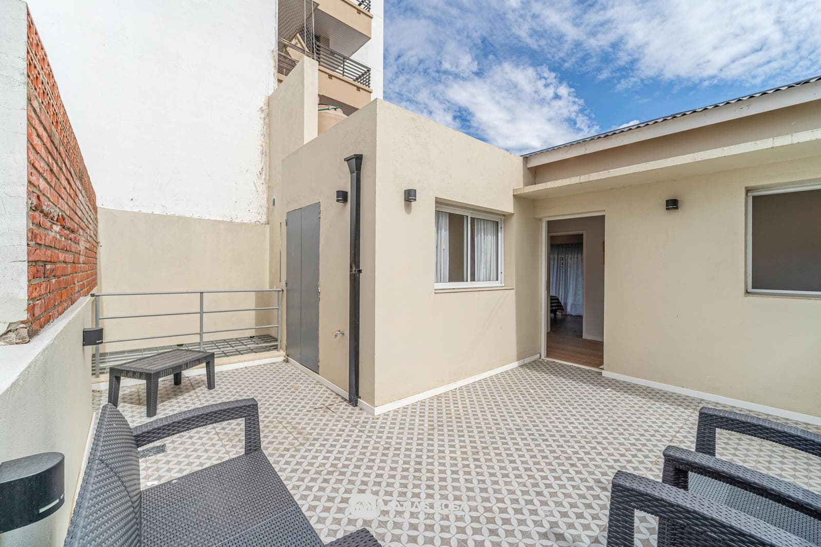 For Sale - Condominium - Renovated and Furnished - Garage - Aldrey