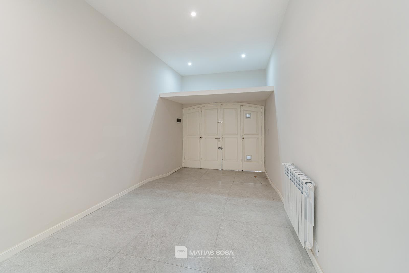 For Sale - Condominium - Renovated and Furnished - Garage - Aldrey