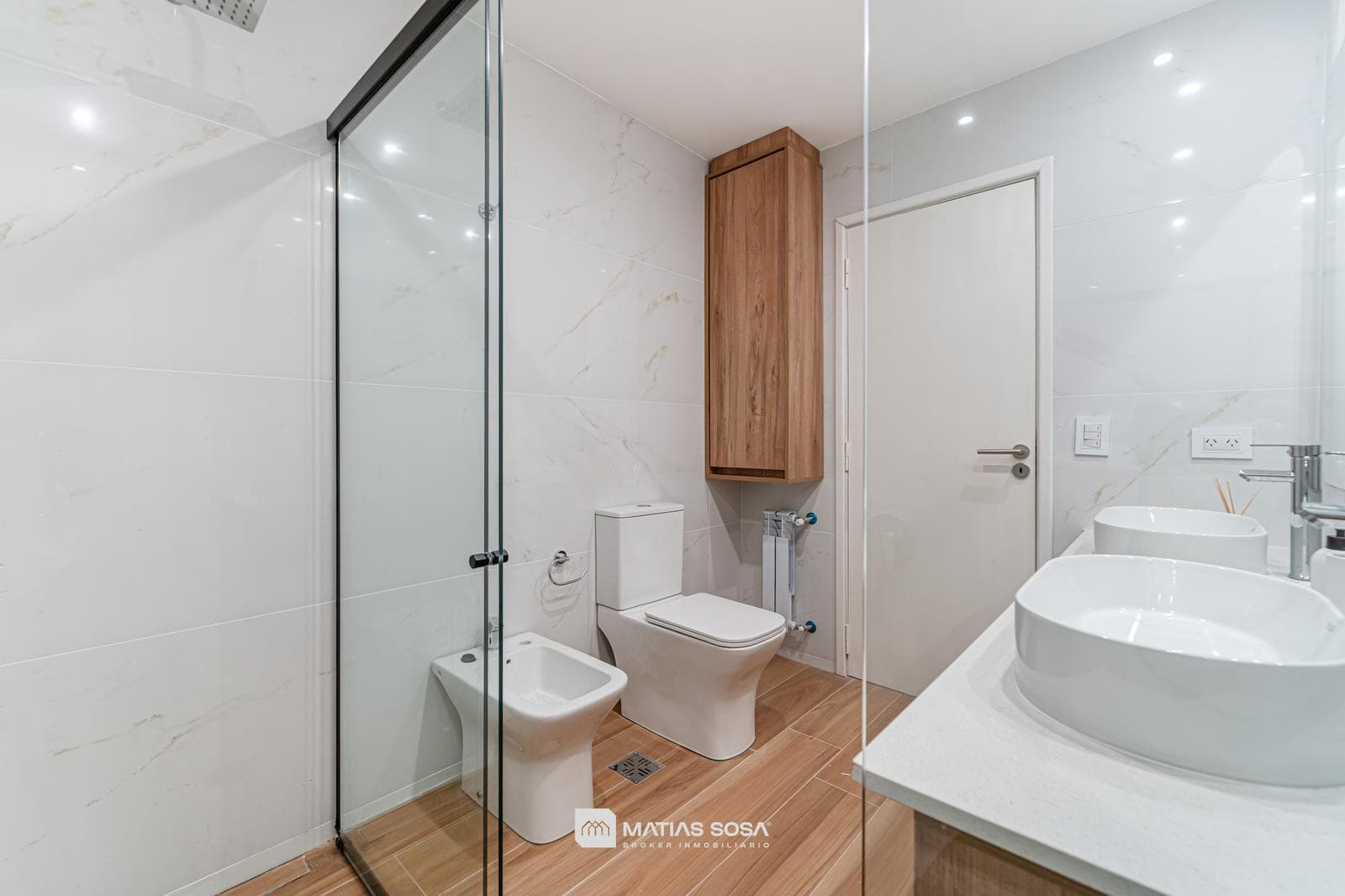 For Sale - Condominium - Renovated and Furnished - Garage - Aldrey
