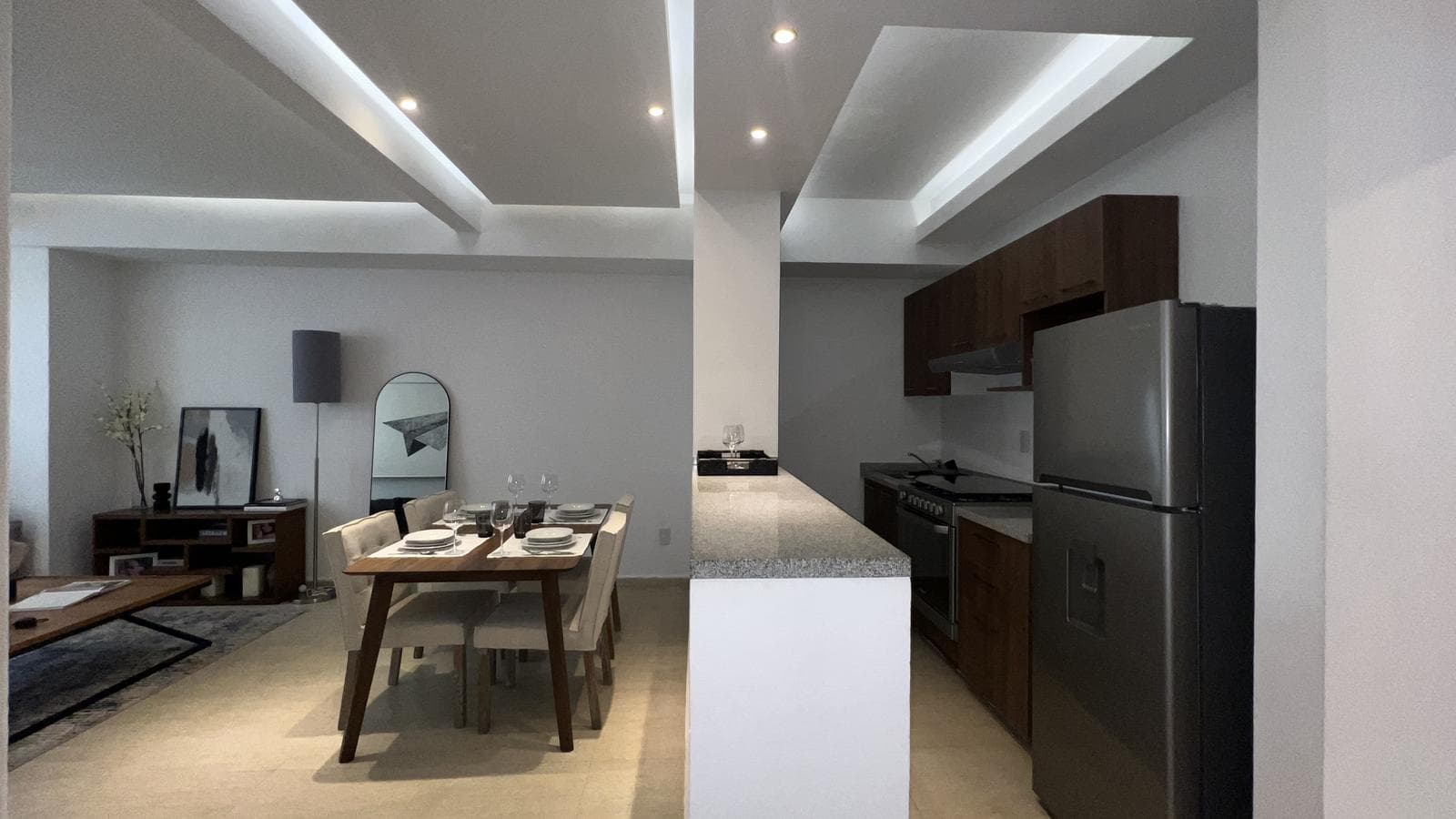 APARTMENT FOR RENT: GREAT LOCATION AND COMFORTABLE