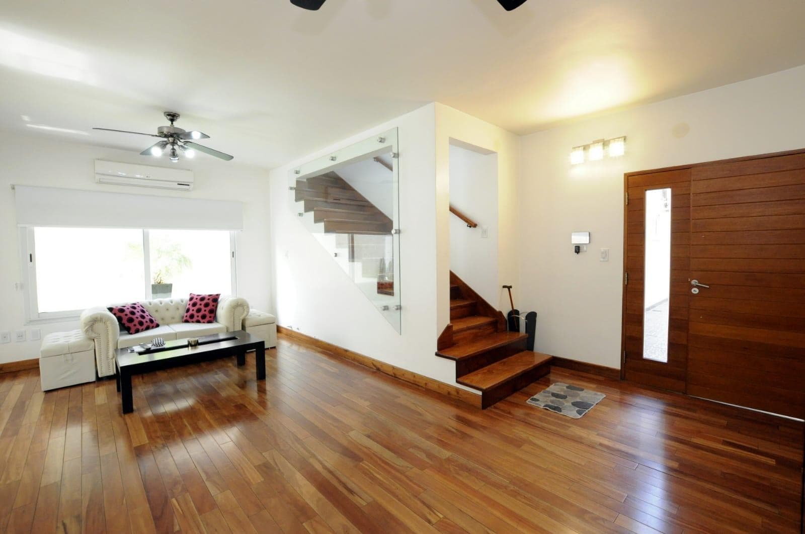 House in Sarandi