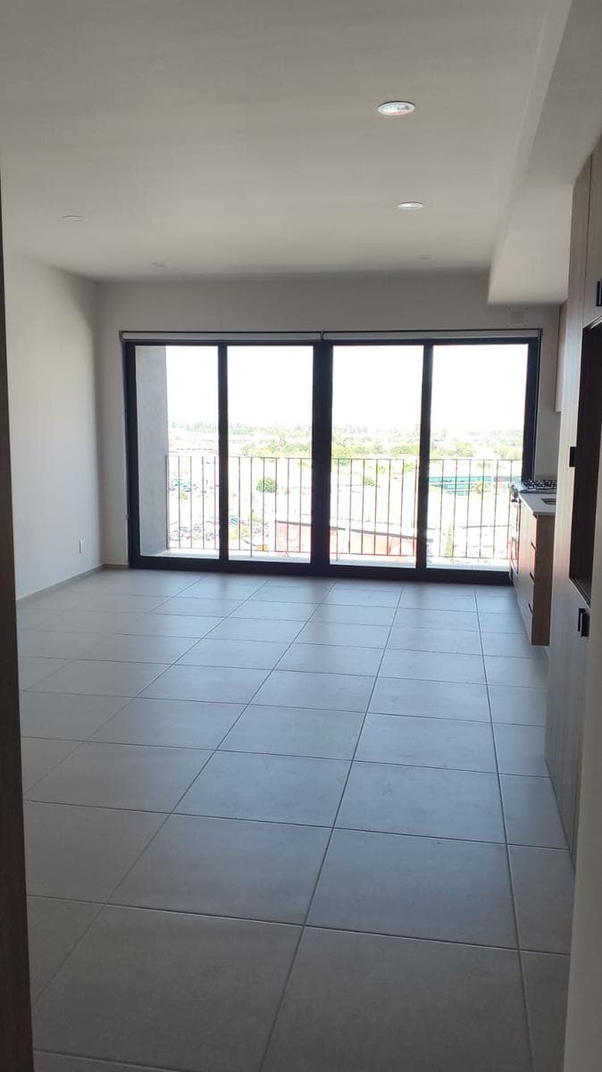 Loft en piso 22 en Punta Mayor con excelentes vistas panorámicas