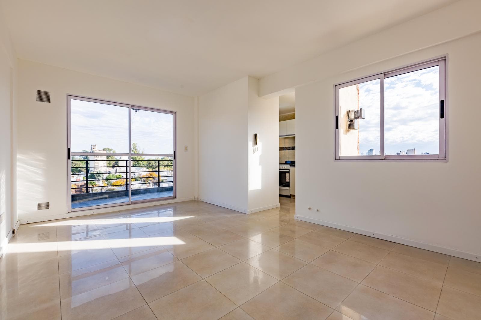 FOR SALE - Apartment - 2 bedrooms and 2 bathrooms - Abasto, Rosario.