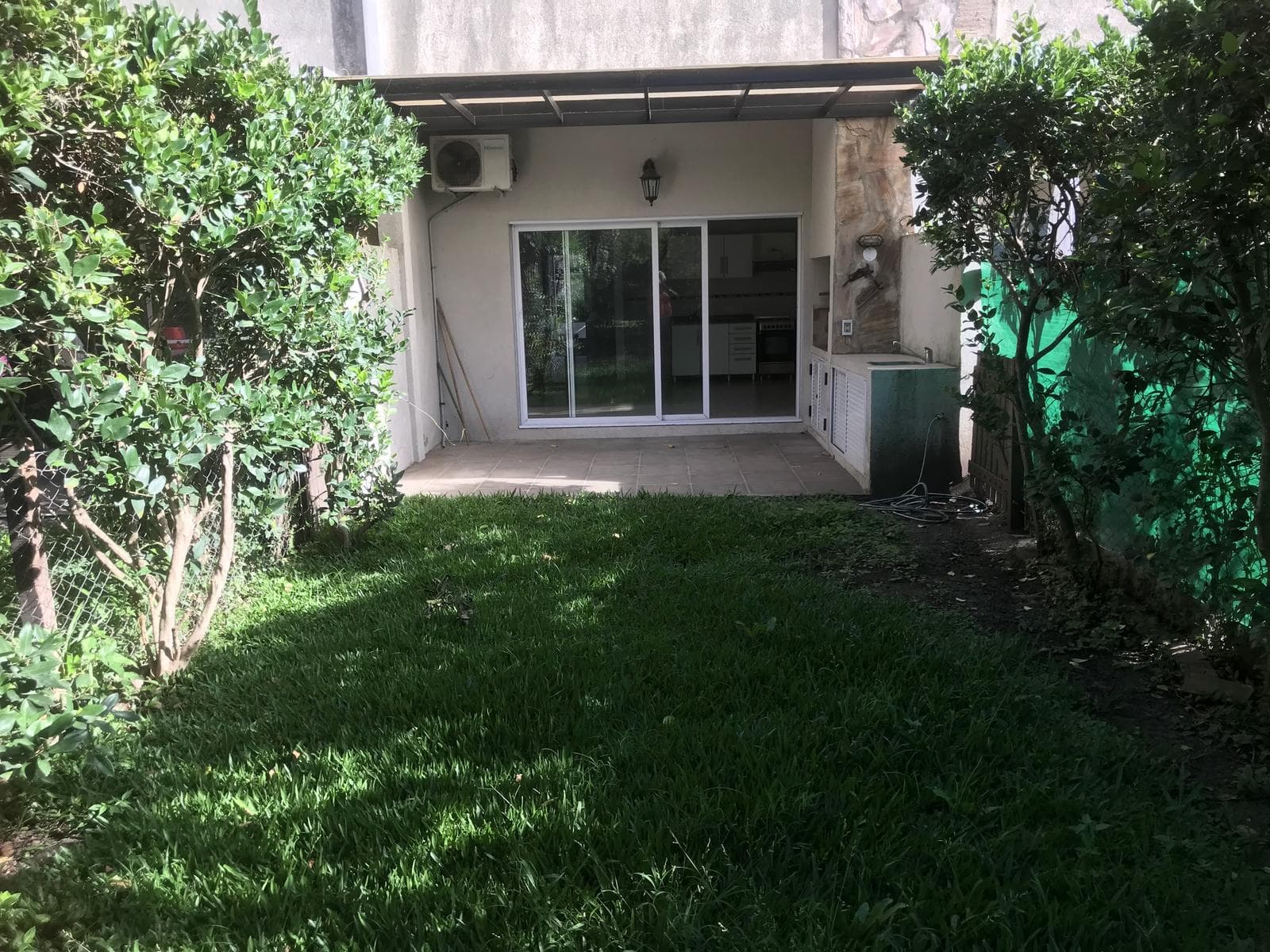 Apartment in Manuel Alberti, 2 bedrooms, 1 bathroom, ground floor, with garden, credit available.
