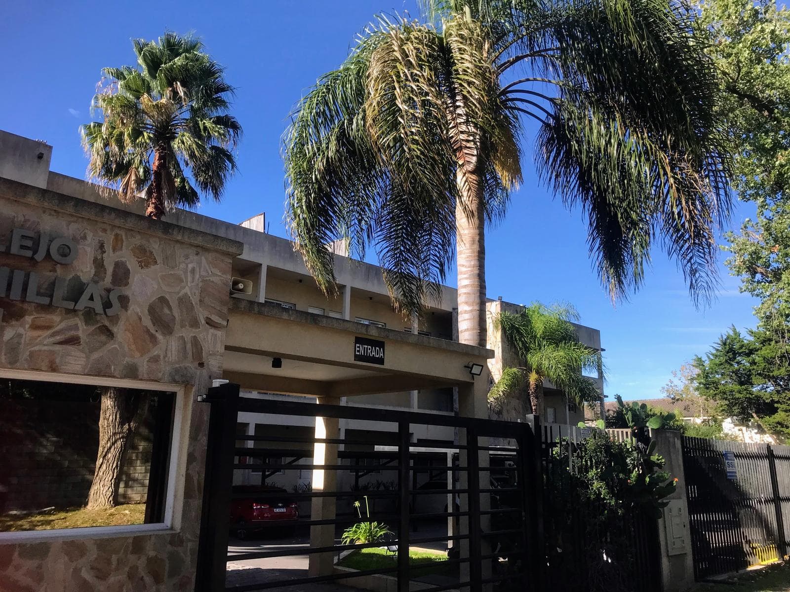Apartment in Manuel Alberti, 2 bedrooms, 1 bathroom, ground floor, with garden, credit available.