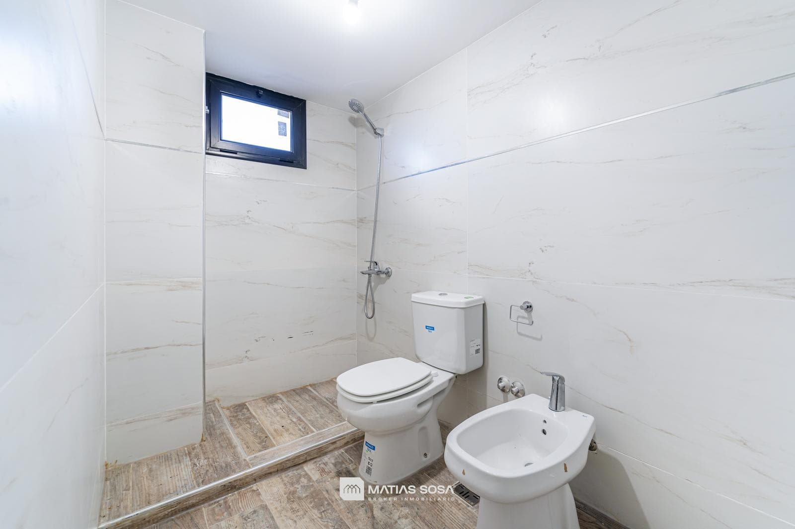 FOR RENT - Apartment - Playa Chica