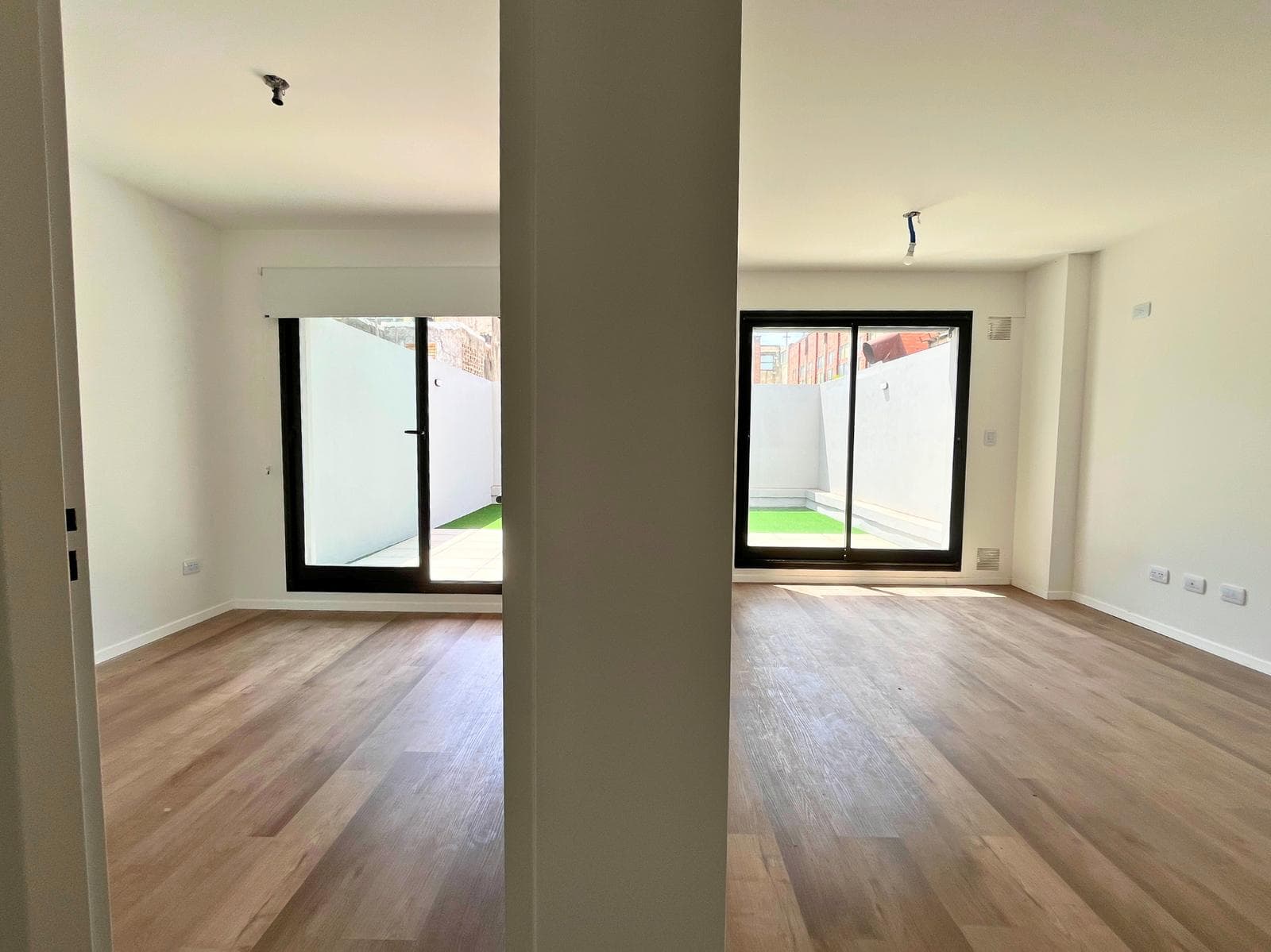 1-Bedroom Apartment for Sale with Patio | Downtown, Rosario | 1547 Sarmiento Street