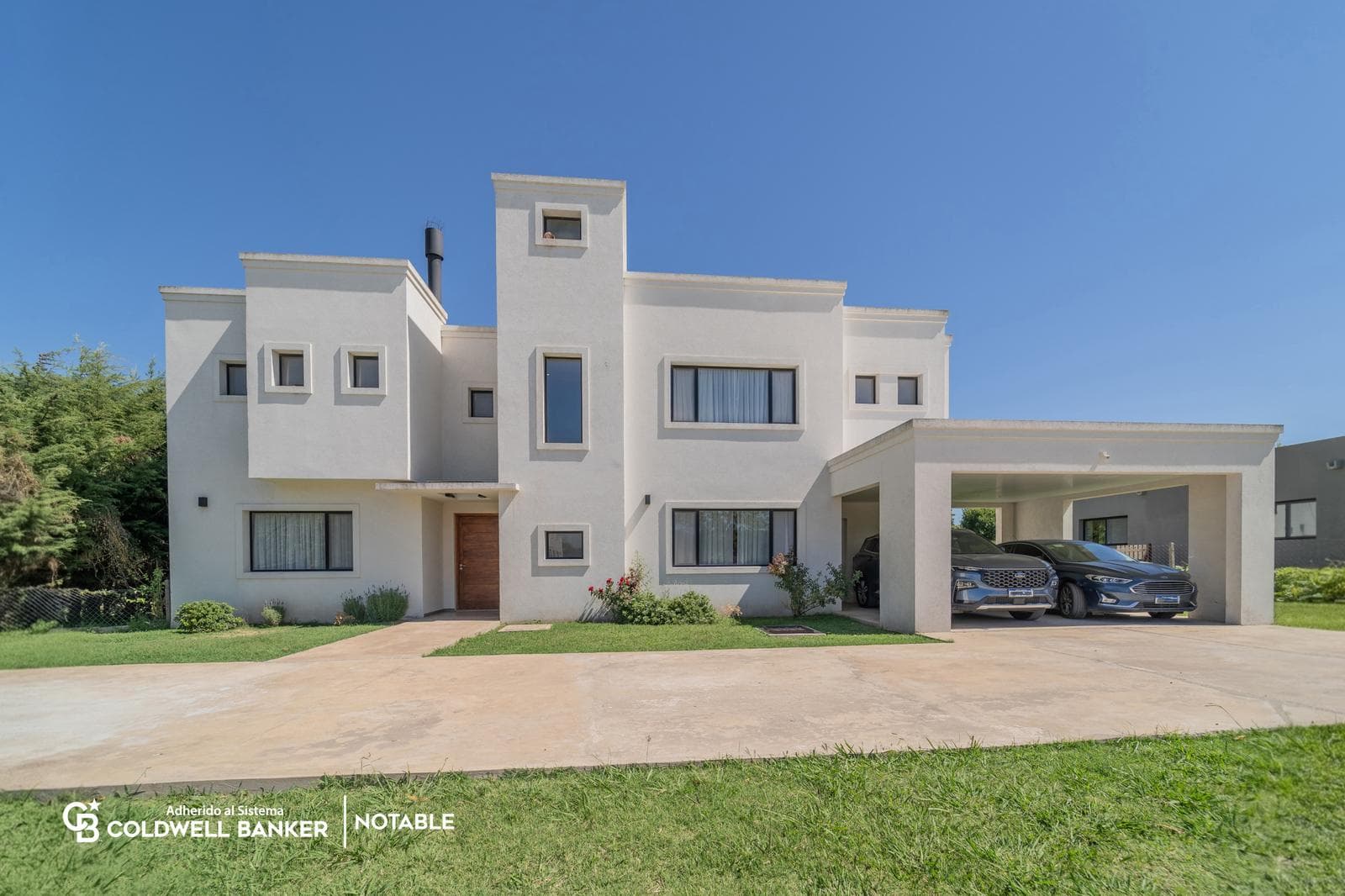 House in Altos De Manzanares