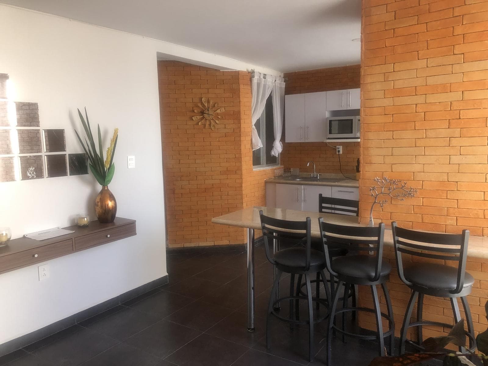 VENTA de Edificio de 3 Departamentos