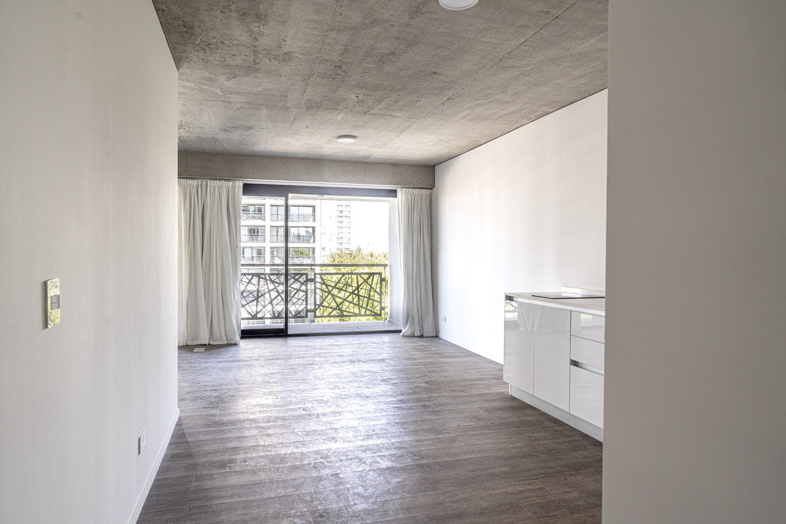 Apartment | For Rent | Puerto Madero | 2-room | Parking Space