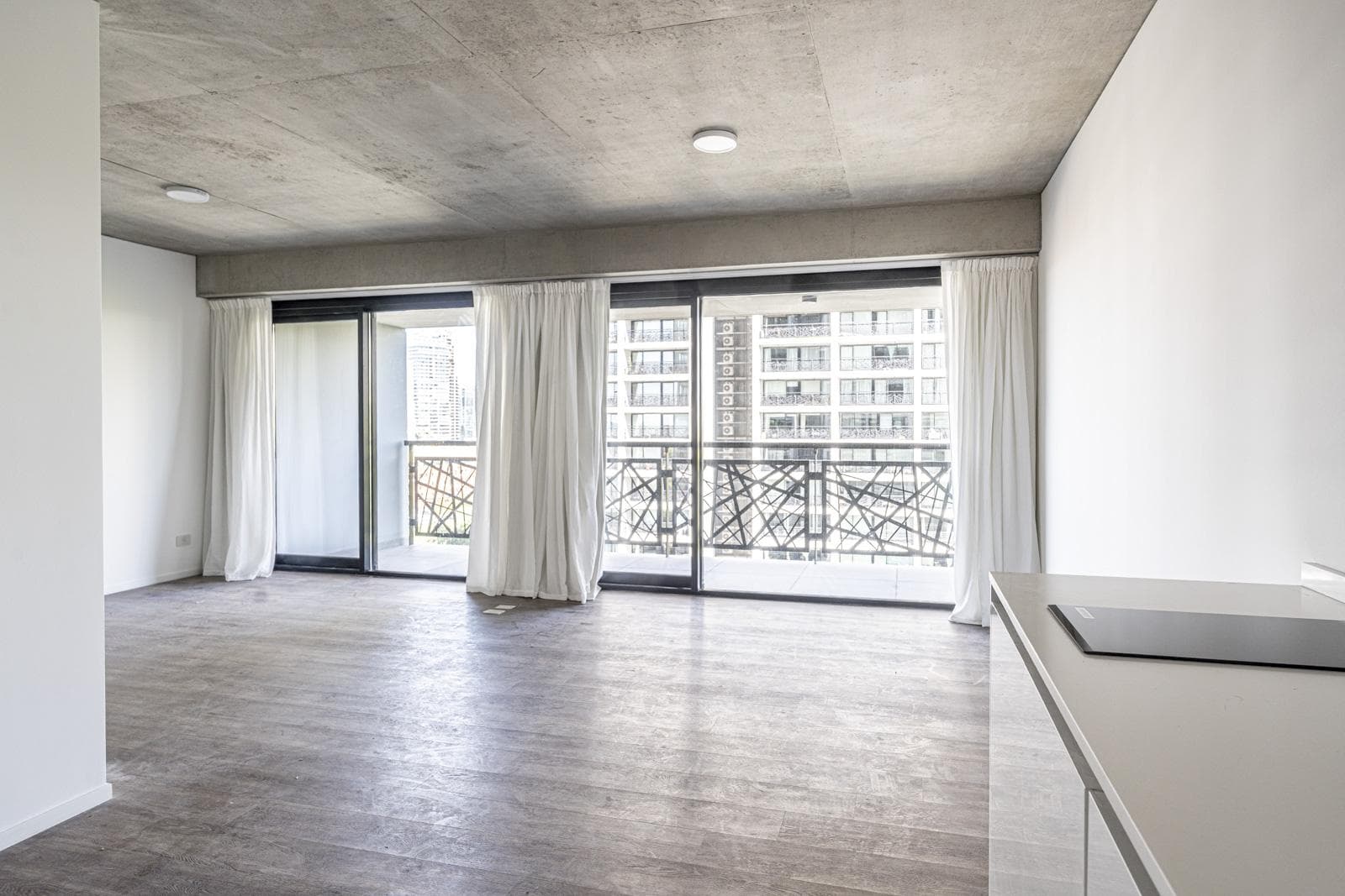 Apartment | For Rent | Puerto Madero | 2-room | Parking Space